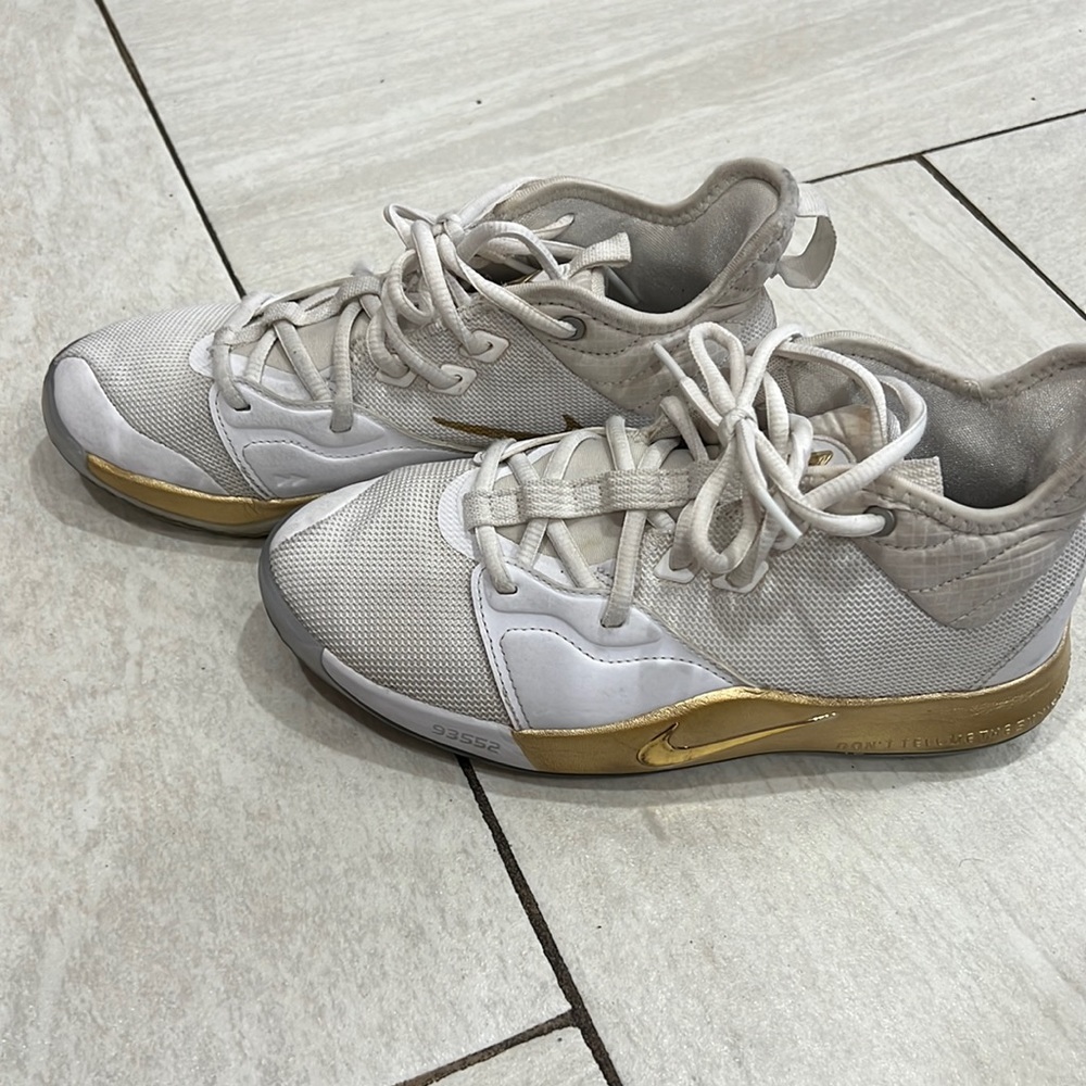 Nike PG 3 NASA Basketball White Metallic Gold Ci8973 100 Youth Size 5y $29